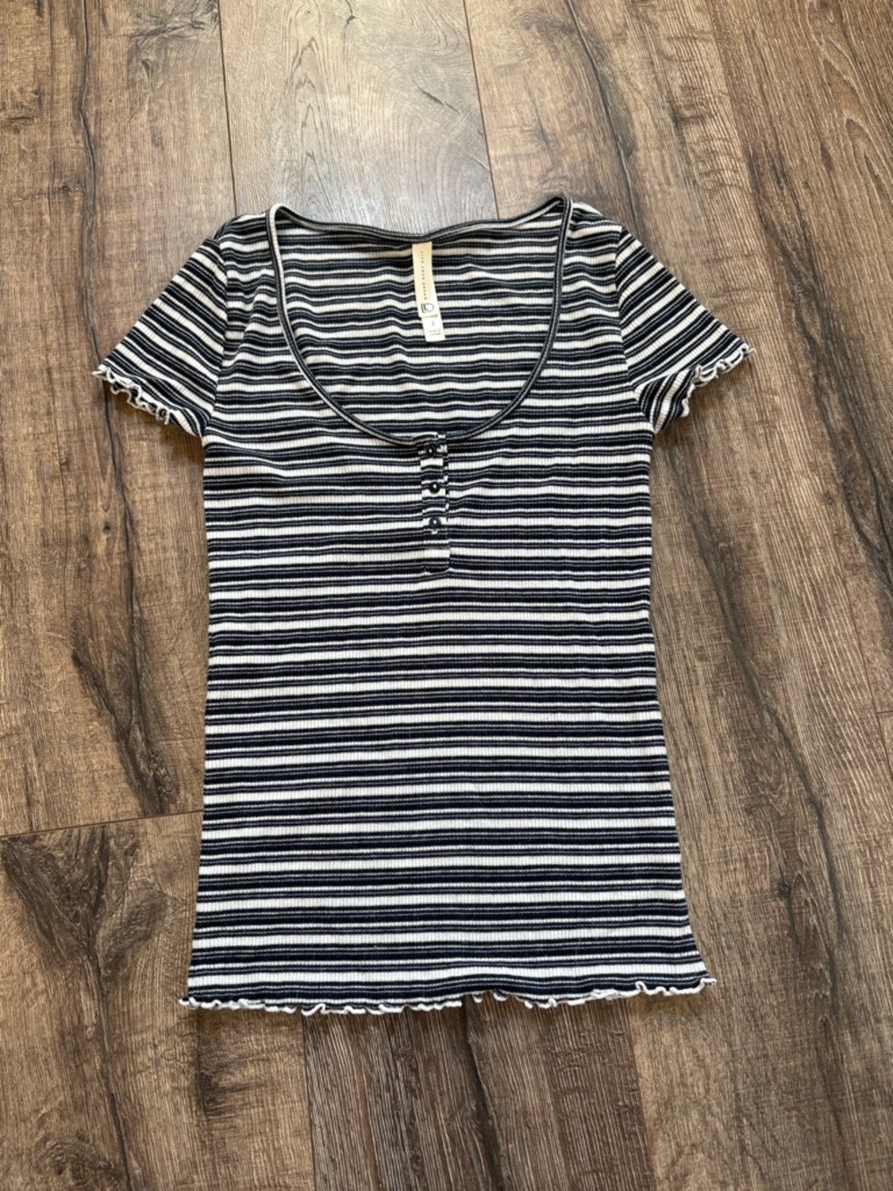 Striped Ribbed Scoop Neck Tee - Navy & White